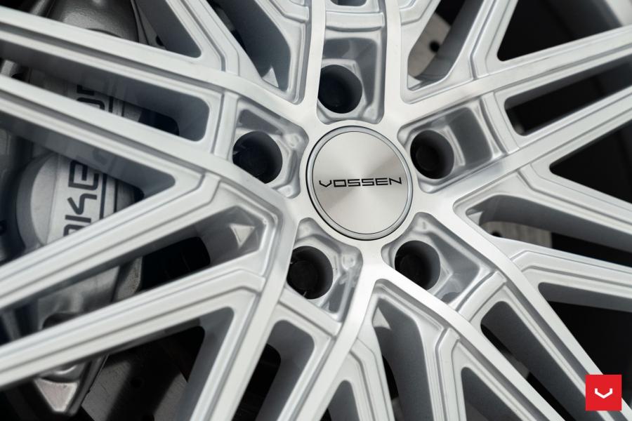 Колеса Infiniti Q50S on Vossen Wheels (CV10) 2019 года  (фото 13 из 21)